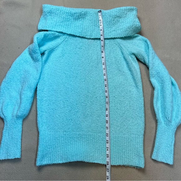 LILLY PULITZER Sweater Womens Small Blue BARRYMORE BOUCLE OFF SHOULDER - Picture 2 of 7